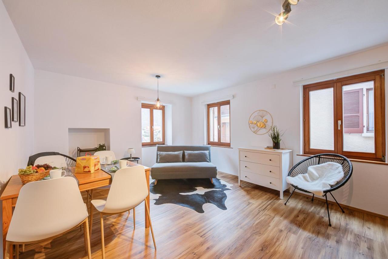 Casa Elvezia - Happy Rentals Piandera Bagian luar foto
