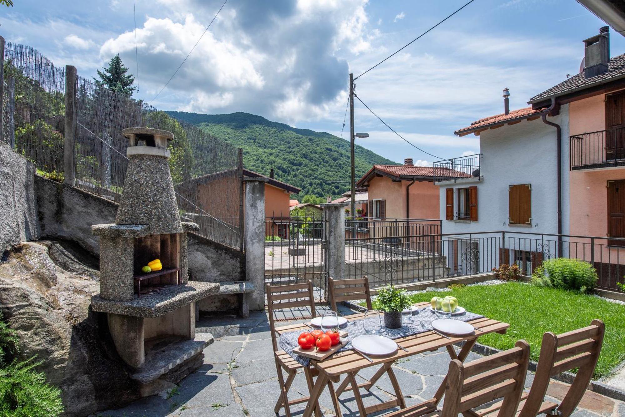 Casa Elvezia - Happy Rentals Piandera Bagian luar foto
